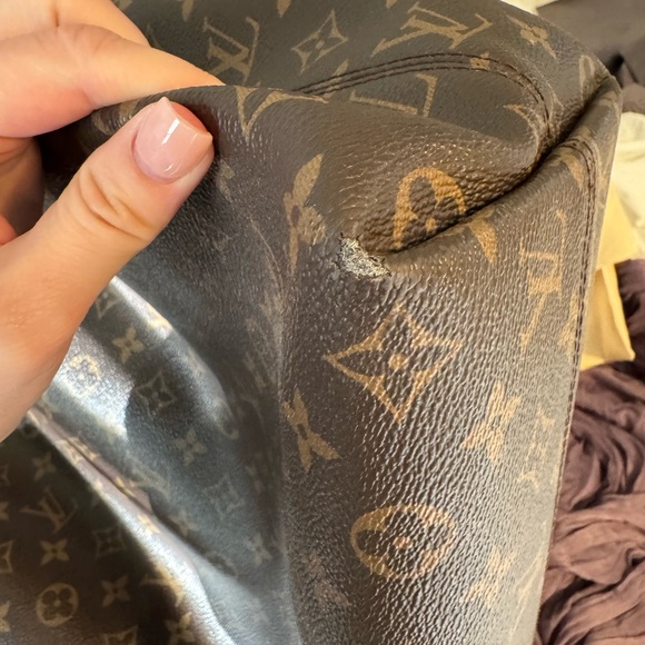 Louis Vuitton Graceful MM - Picture 14 of 17